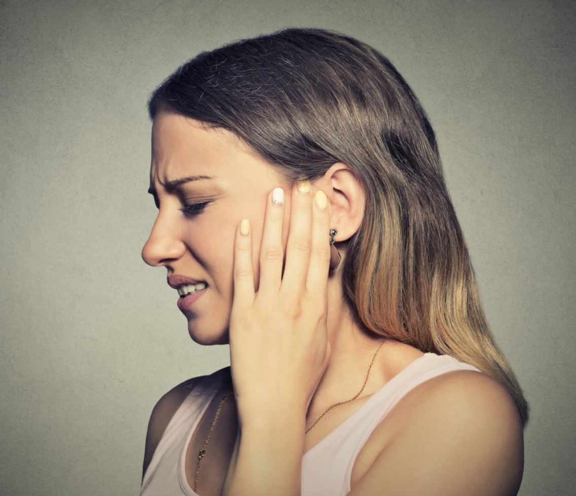 Tips to Treat Sore Throat and Ear Pain - A Gateway to Healthier Living